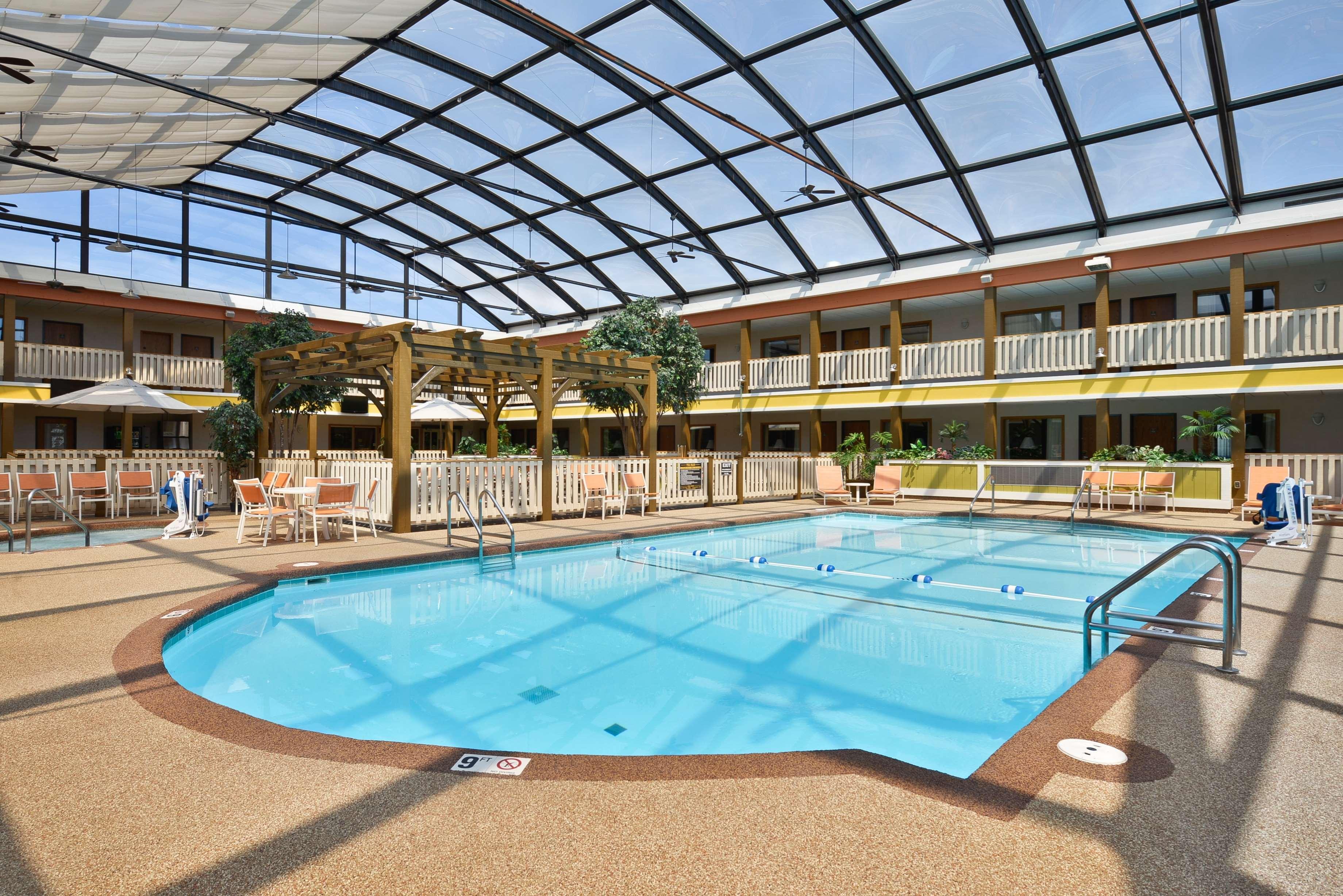 Best Western Plus Dubuque Hotel And Conference Center Exteriér fotografie